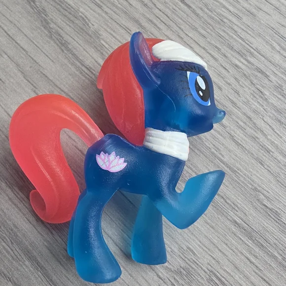 Neon Lotus Blossom My Little Pony - Picture 5 of 5